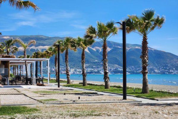 Sea Front Villa in Vlorë beachside